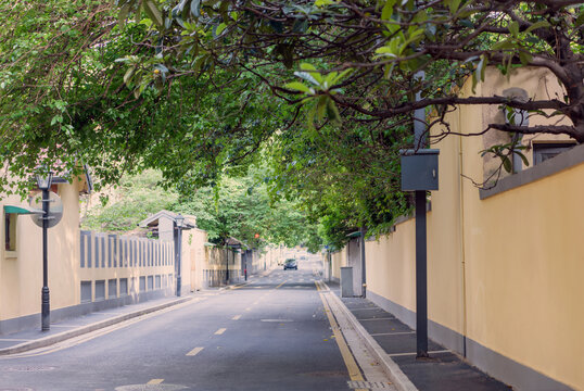 民国建筑风格的街道