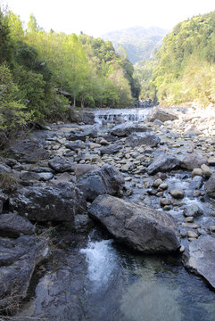 石台牯牛降风景区