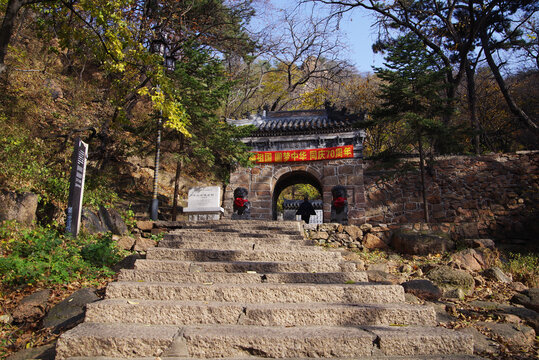 鞍山千山风景区古建筑群