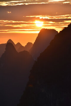 桂林阳朔兴坪老寨山大面山