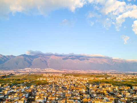 大理苍山洱海日出