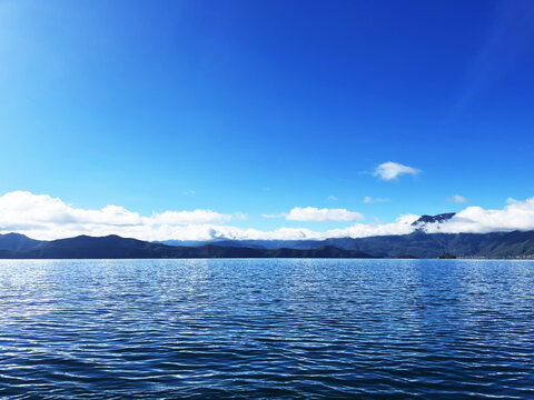 泸沽湖