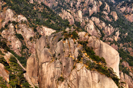 黄山山峦叠嶂