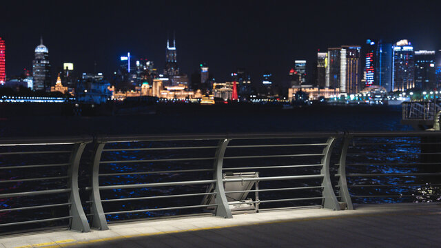 上海黄浦江畔夜景