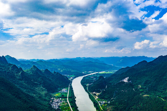 清远阳山河流