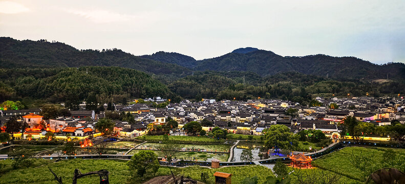 西递古村落全景