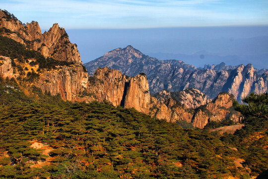 黄山远山