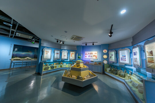 河南自然博物馆矿物矿产资源厅