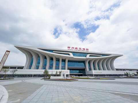 郑州航空港站高铁站房建筑外景