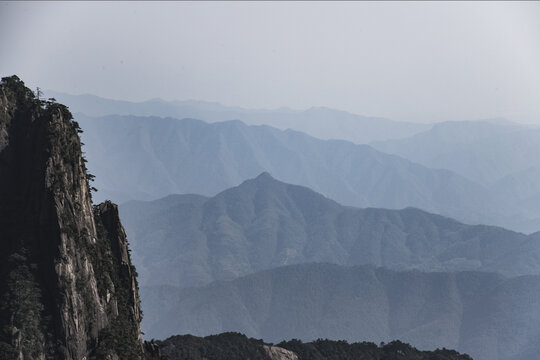 群山