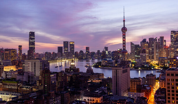 上海CBD夜景航拍