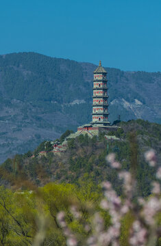 北京玉泉山玉峰塔