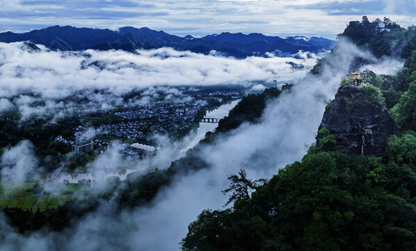 巨幅风景画