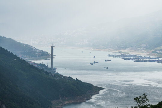 瞿塘峡峡口风光