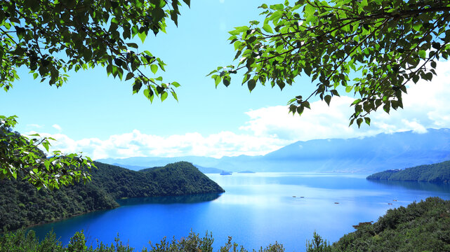 丽江泸沽湖风景区里格岛