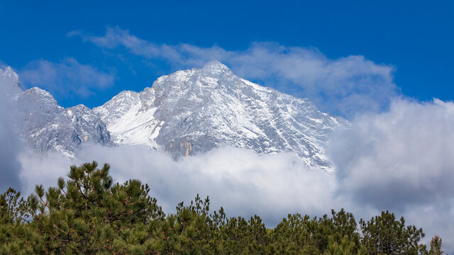 丽江玉龙雪山雪后风光