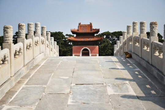 清东陵建筑石刻及牌坊等