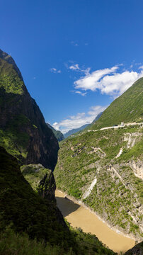 丽江金沙江虎跳峡