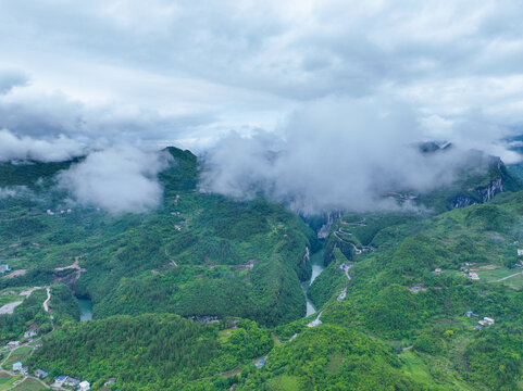 鹤峰屏山峡谷