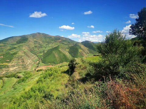 山区自然风景