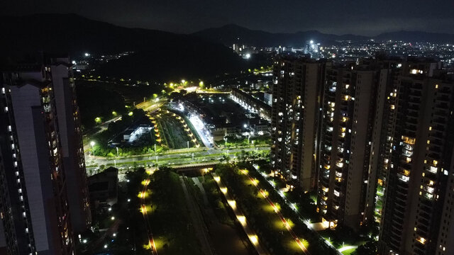 航拍广东东莞夜景