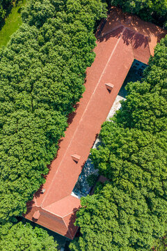 航拍郑州大学南校区绿树成荫