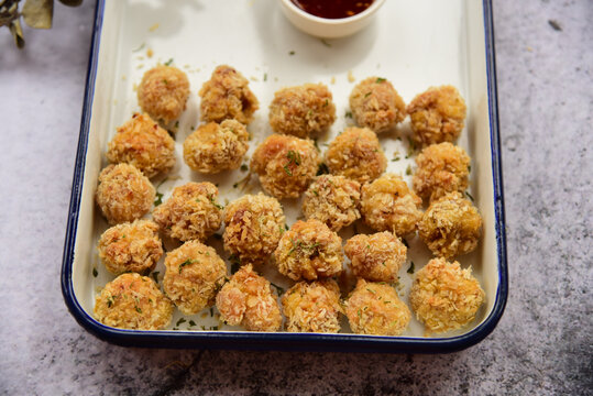 鸡米花烹饪过程