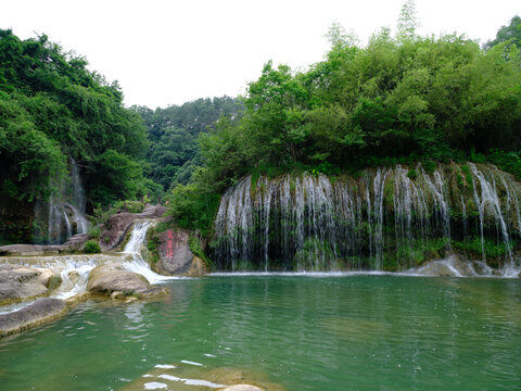 湖北京山美人谷自然风景瀑布