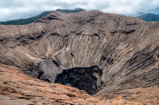 布罗莫火山口