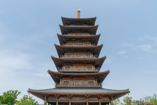 上海宝山寺万佛宝塔