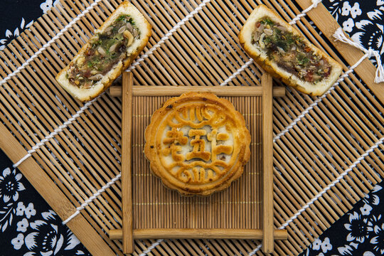 中秋節老五仁月餅