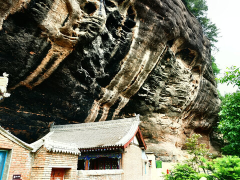 天水麦积山仙人崖