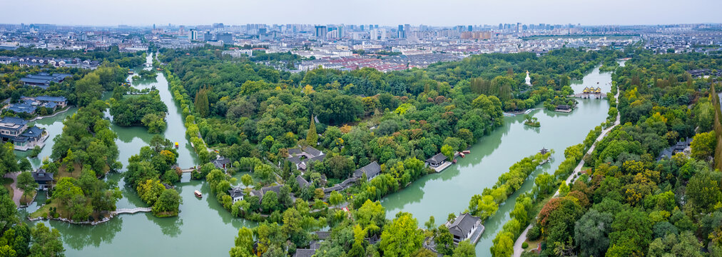 航拍扬州瘦西湖城市园林全景