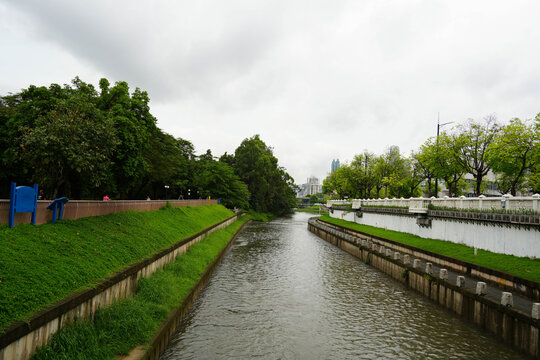 深圳洪湖公园布吉河