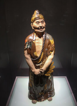 景德镇瓷雕人物