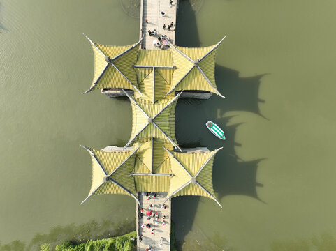 扬州瘦西湖五亭桥俯瞰