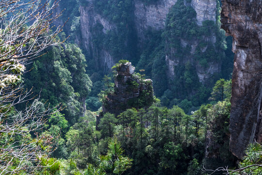 沟壑峰林