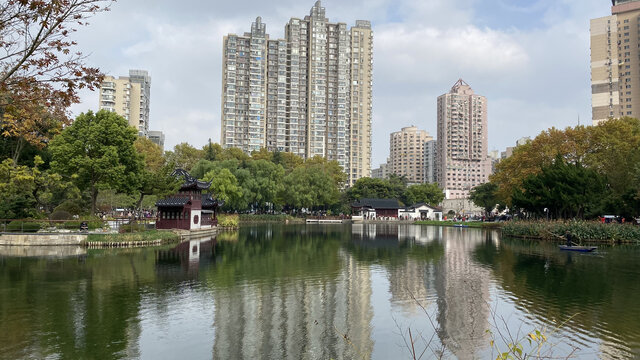 湖景都市建筑