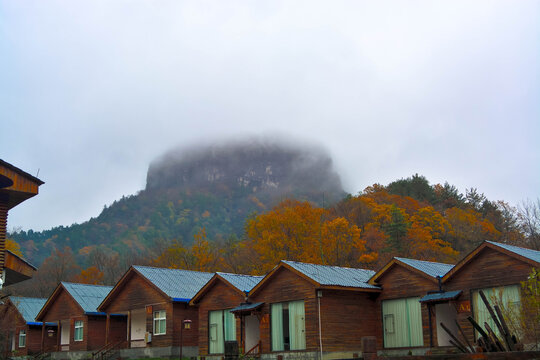 米仓山山顶游客接待中心