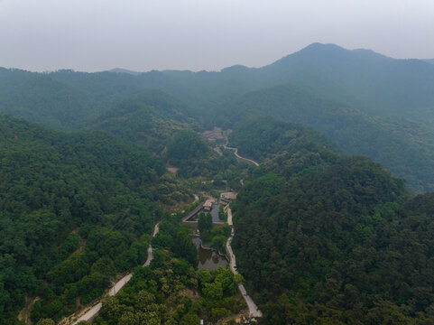 航拍济南药乡森林公园