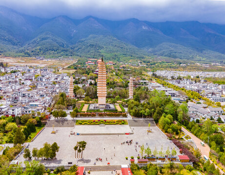 大理崇圣寺三塔