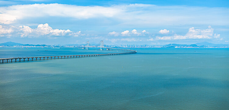 深中通道蓝天全景图