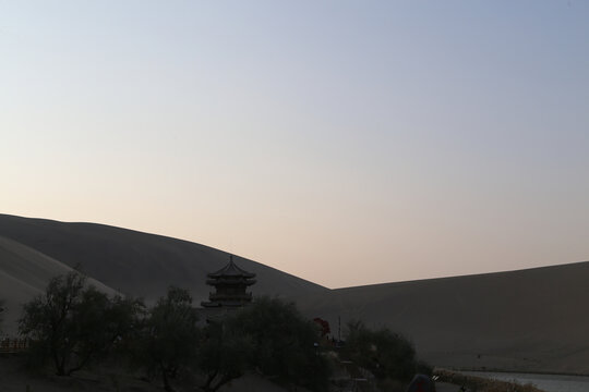 鸣沙山月牙泉景区