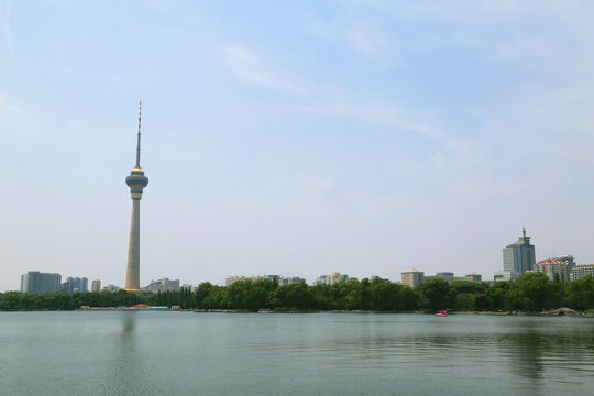 北京玉渊潭公园夏季景色