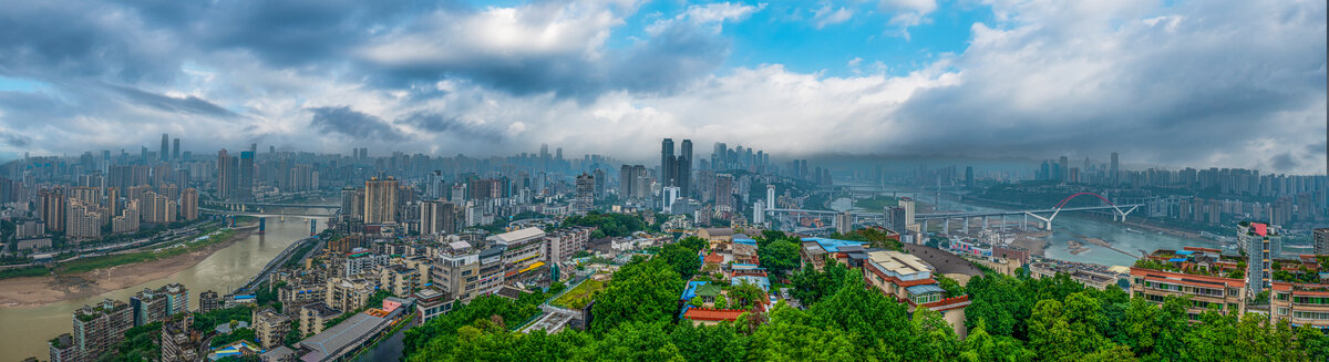 雨后的重庆城市风光