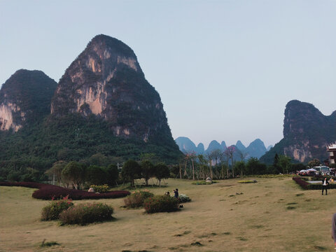 阳朔月亮山