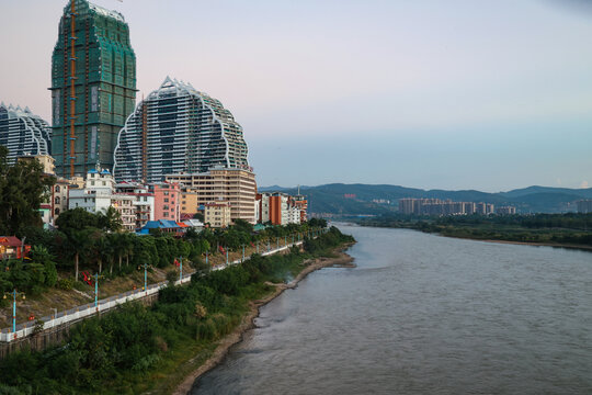 云南西双版纳澜沧江边景洪市