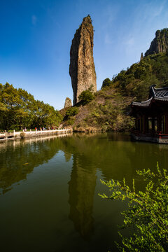 仙都鼎湖峰风光