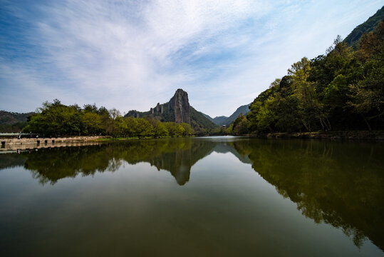 仙都鼎湖峰全景图