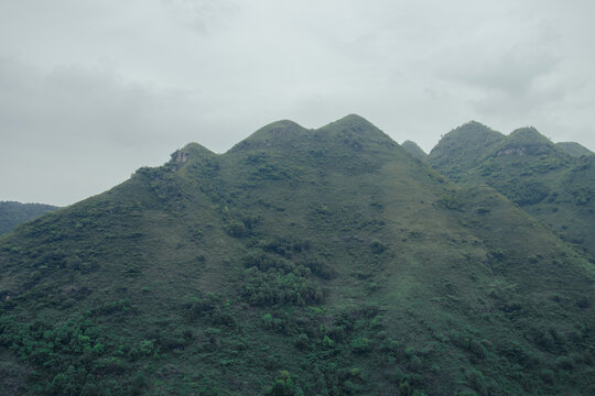 马岭河峡谷的山